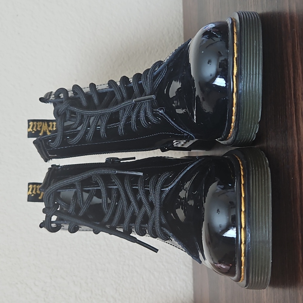 Youth 1460 Patent Leather Lace Up Boots - Picture 10 of 10